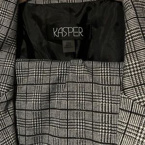 Kasper size 20W pant/ jacket suit